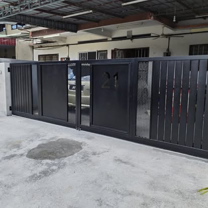 Completed auto gate with access system
