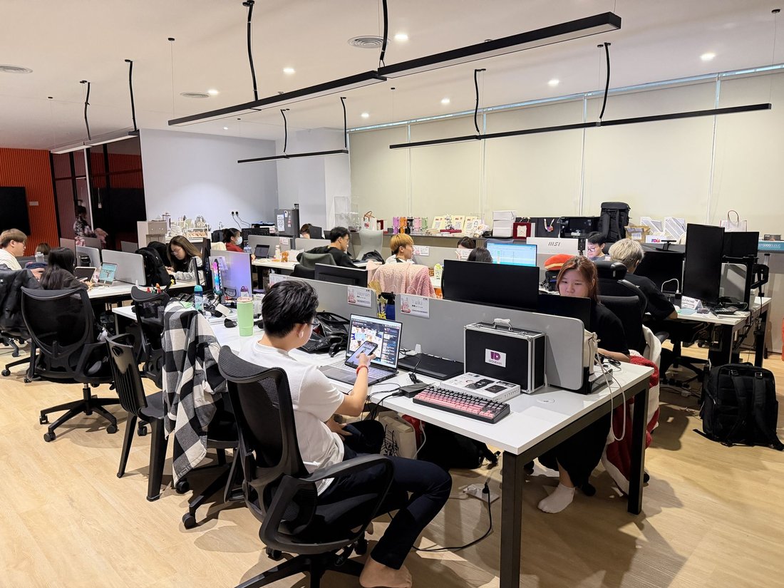 IDB LIVE — the live-ops team at work